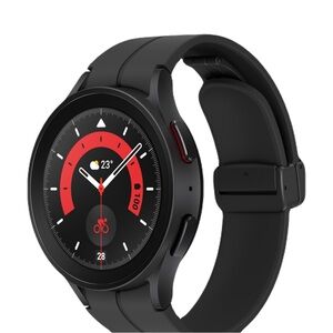 Samsung Black Smartwatch with Hybrid Display and Sporty Design